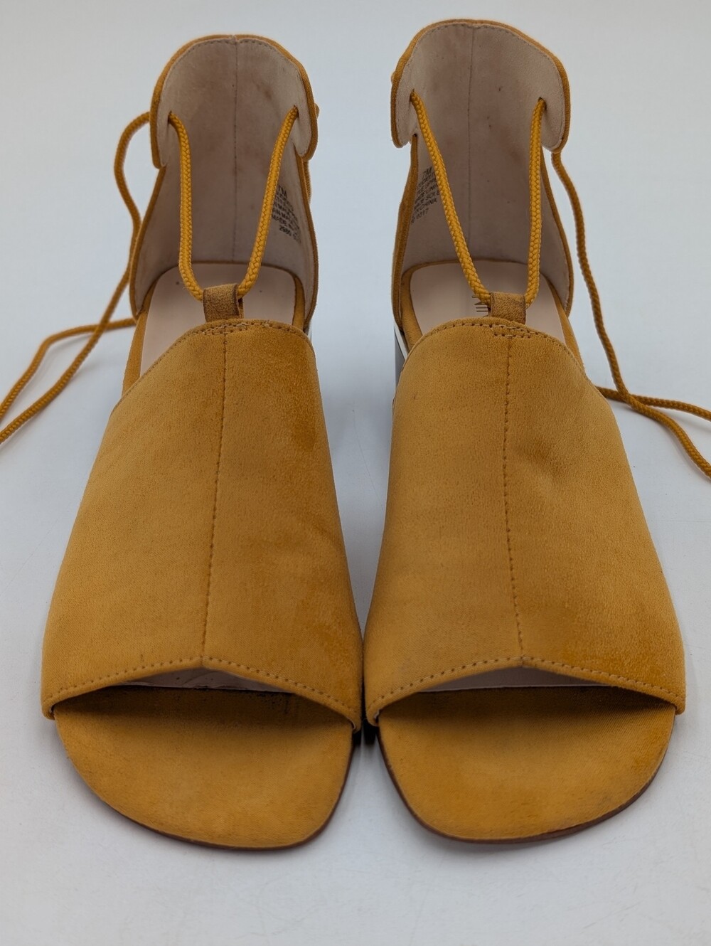 Nine West Sz 7M "Youdidto" Mustard Block Wood Heel Pearl Tassel Open Toe Sandals - Picture 11 of 16
